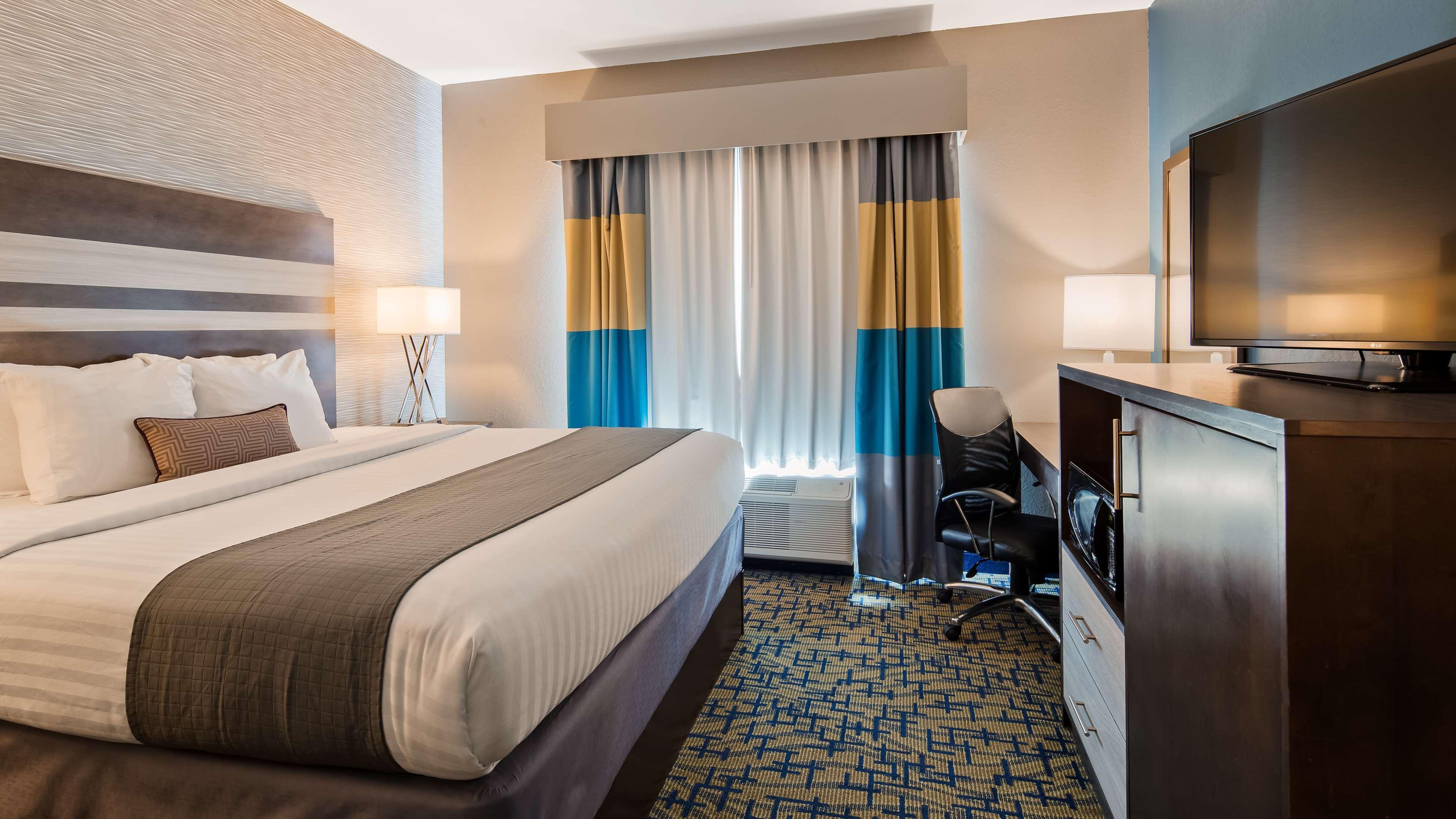 Best Western Plus Midwest Inn Омаха Экстерьер фото