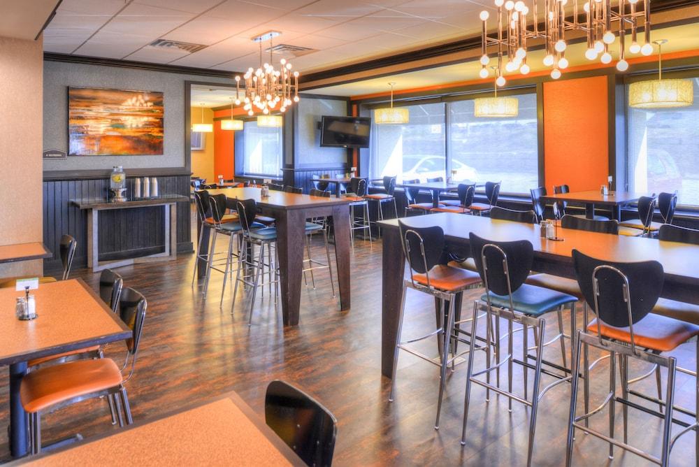 Best Western Plus Midwest Inn Омаха Экстерьер фото