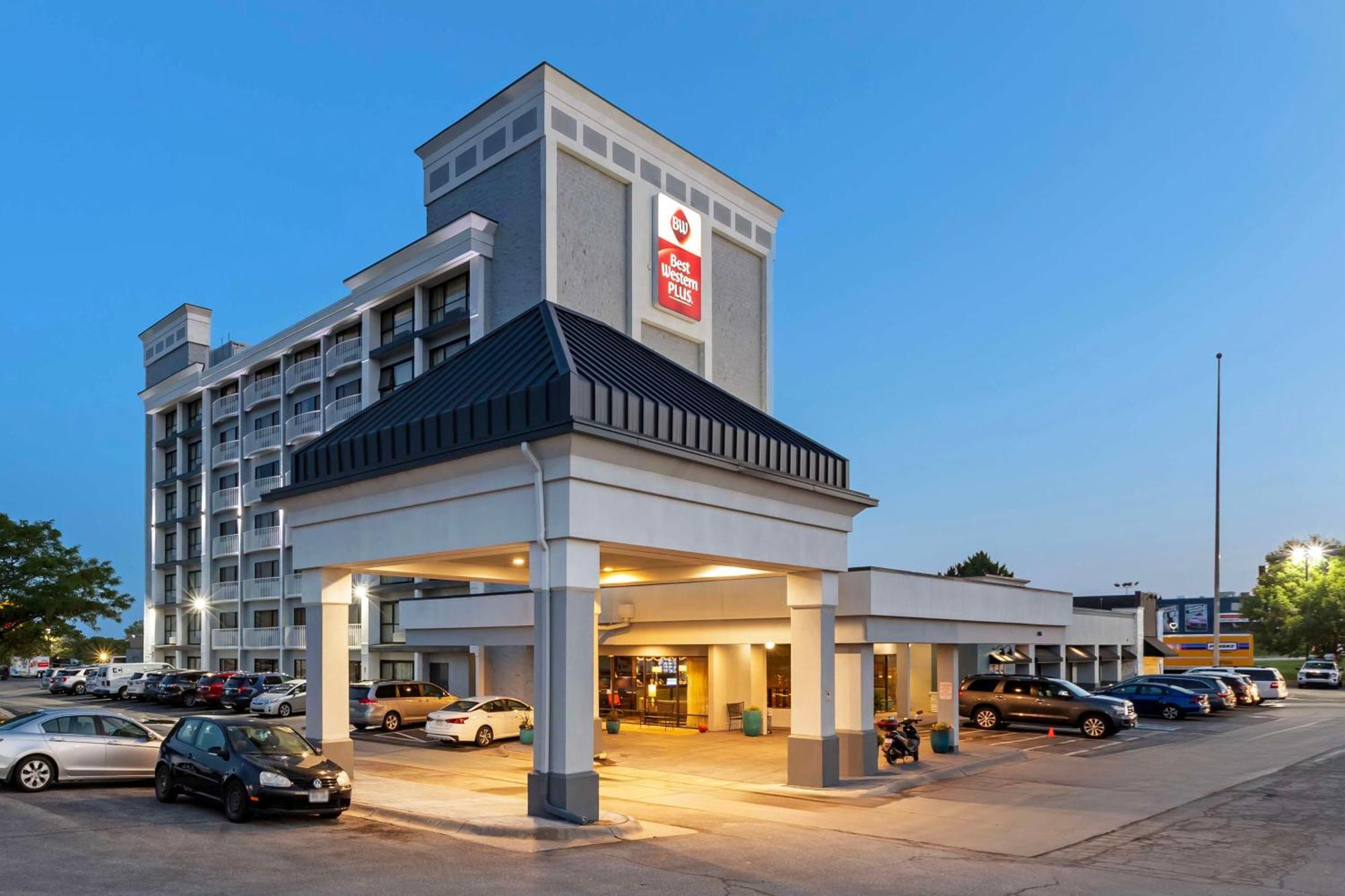 Best Western Plus Midwest Inn Омаха Экстерьер фото